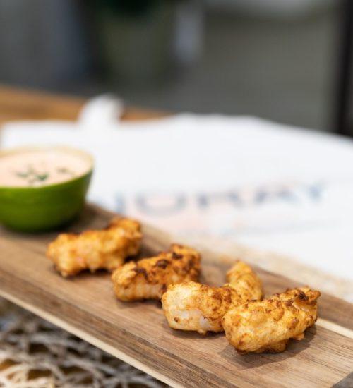 LANGOSTINOS FRITOS CON SALSA ROSA_2
